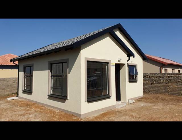 2 BEDROOM HOUSE FOR SALE IN WINDMILL PARK